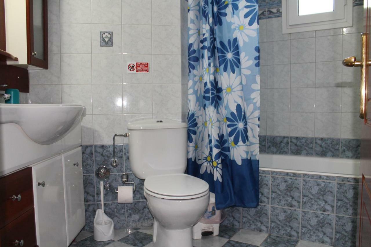 Victoria'S Apartments Dilináta Екстериор снимка