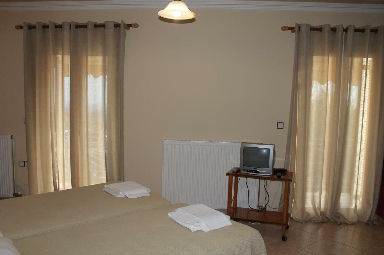 Victoria'S Apartments Dilináta Екстериор снимка