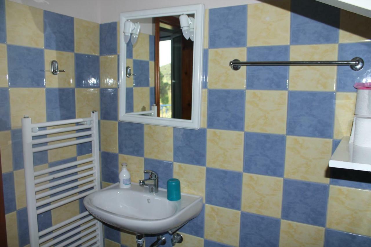 Victoria'S Apartments Dilináta Екстериор снимка