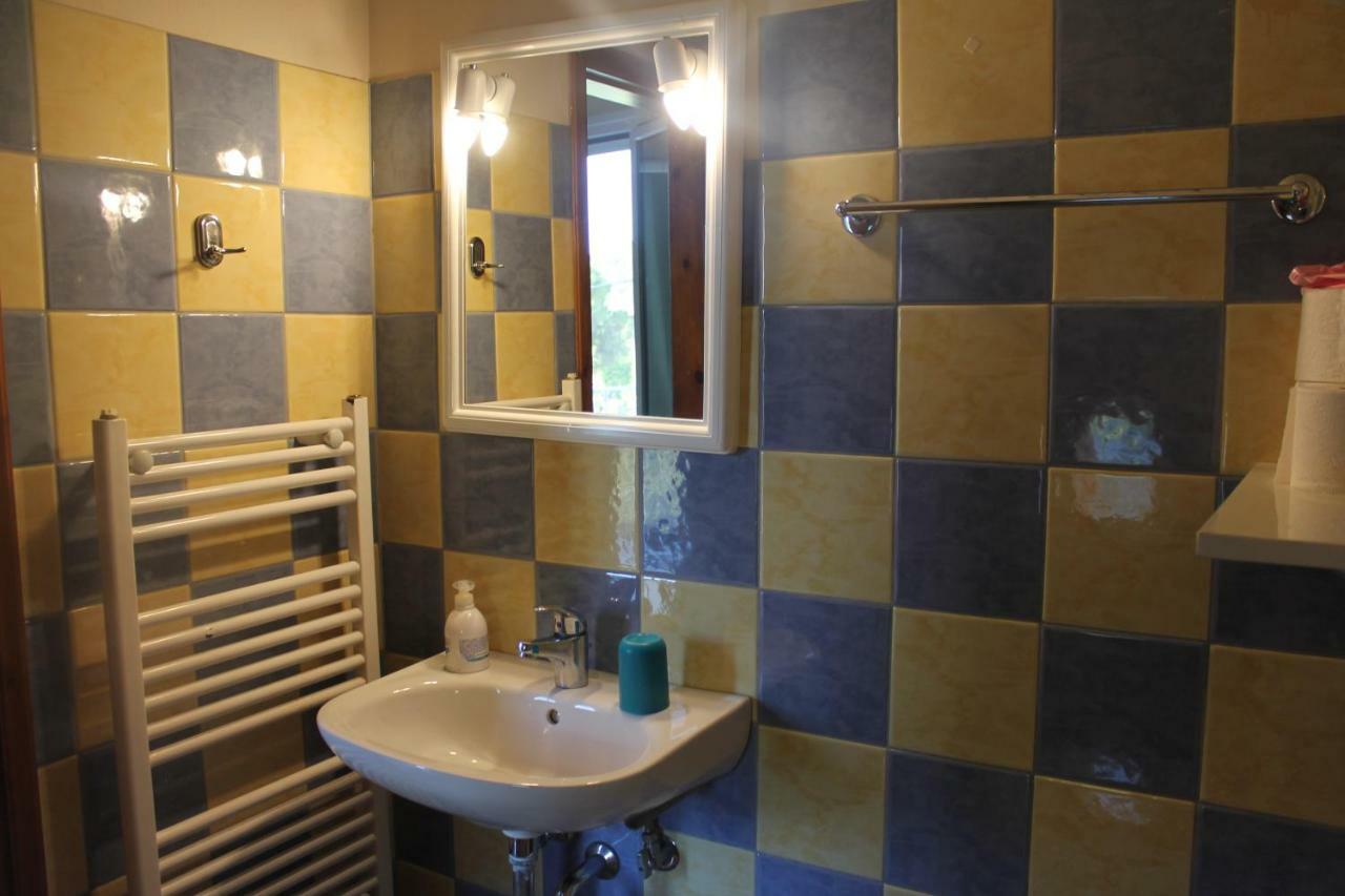 Victoria'S Apartments Dilináta Екстериор снимка